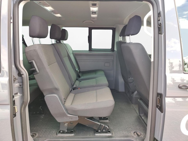 Volkswagen T6.1 Caravelle larger