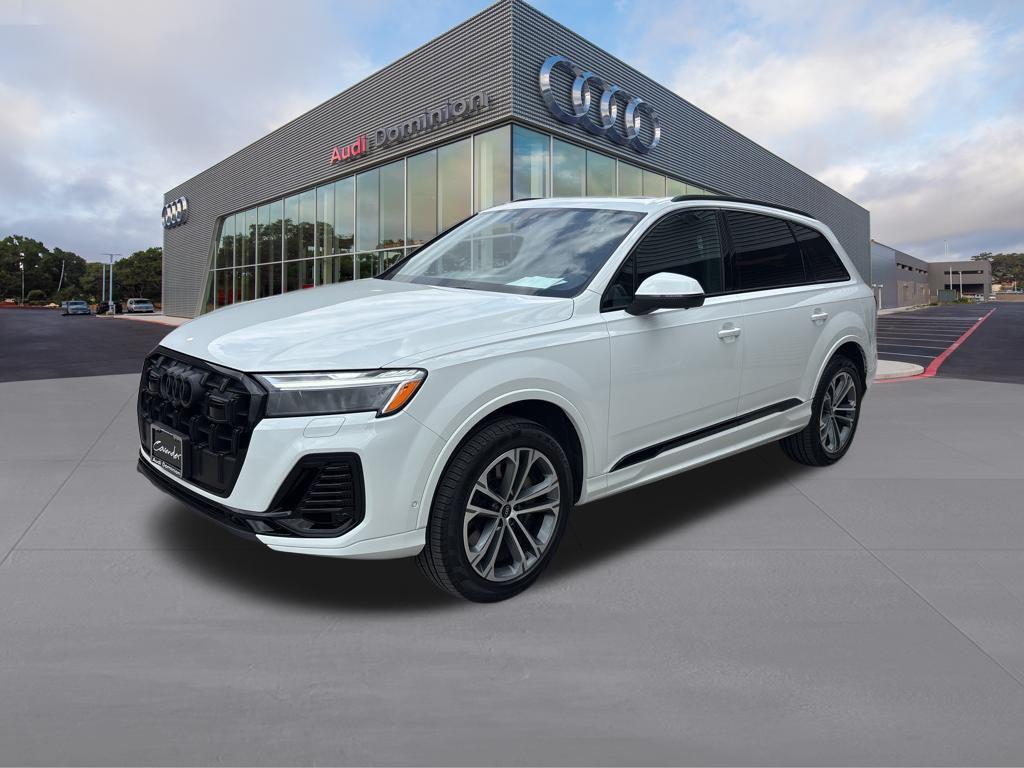 2026 Audi Q7 55 Premium quattro Tiptronic's photo