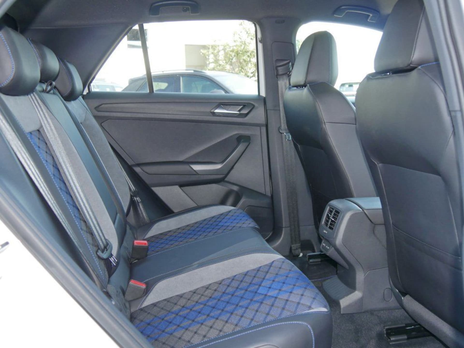 Volkswagen T-Roc R