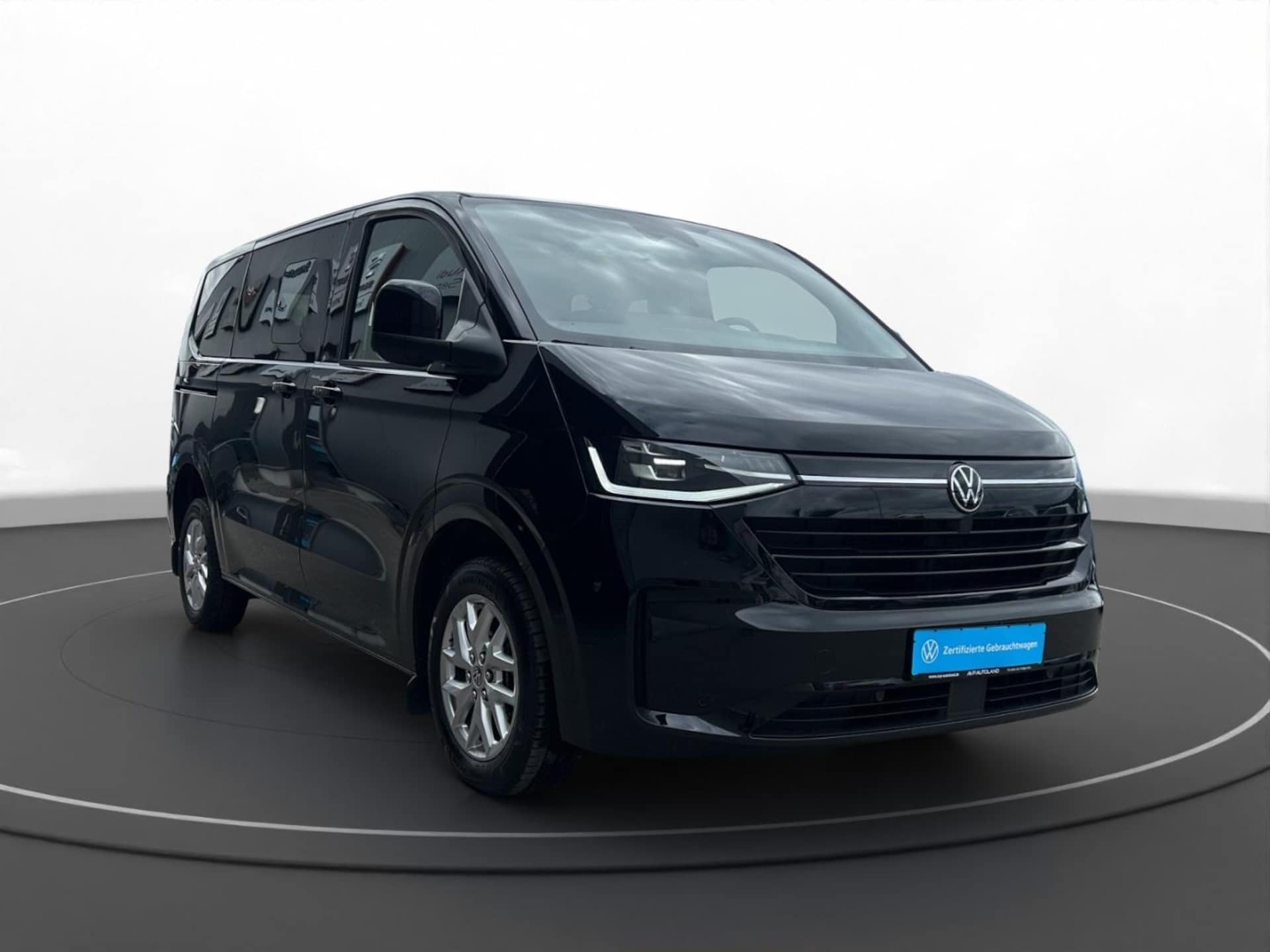 Volkswagen Caravelle Style