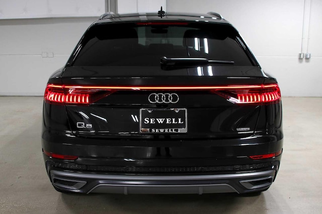 2023 Audi Q8