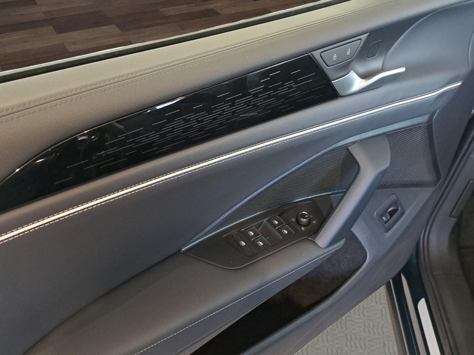 Volkswagen Tiguan – Bild 12