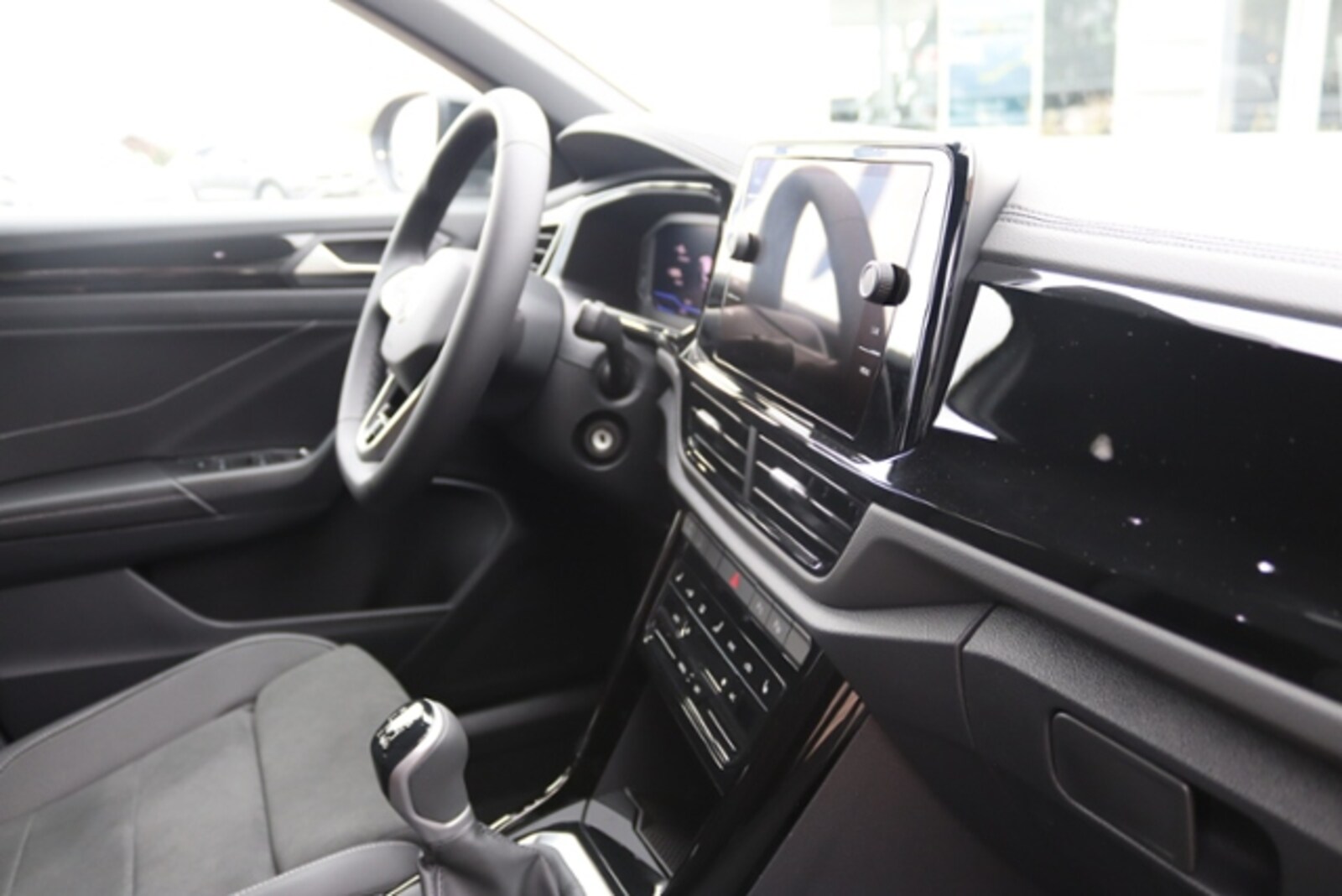 Volkswagen T-Roc – Bild 23