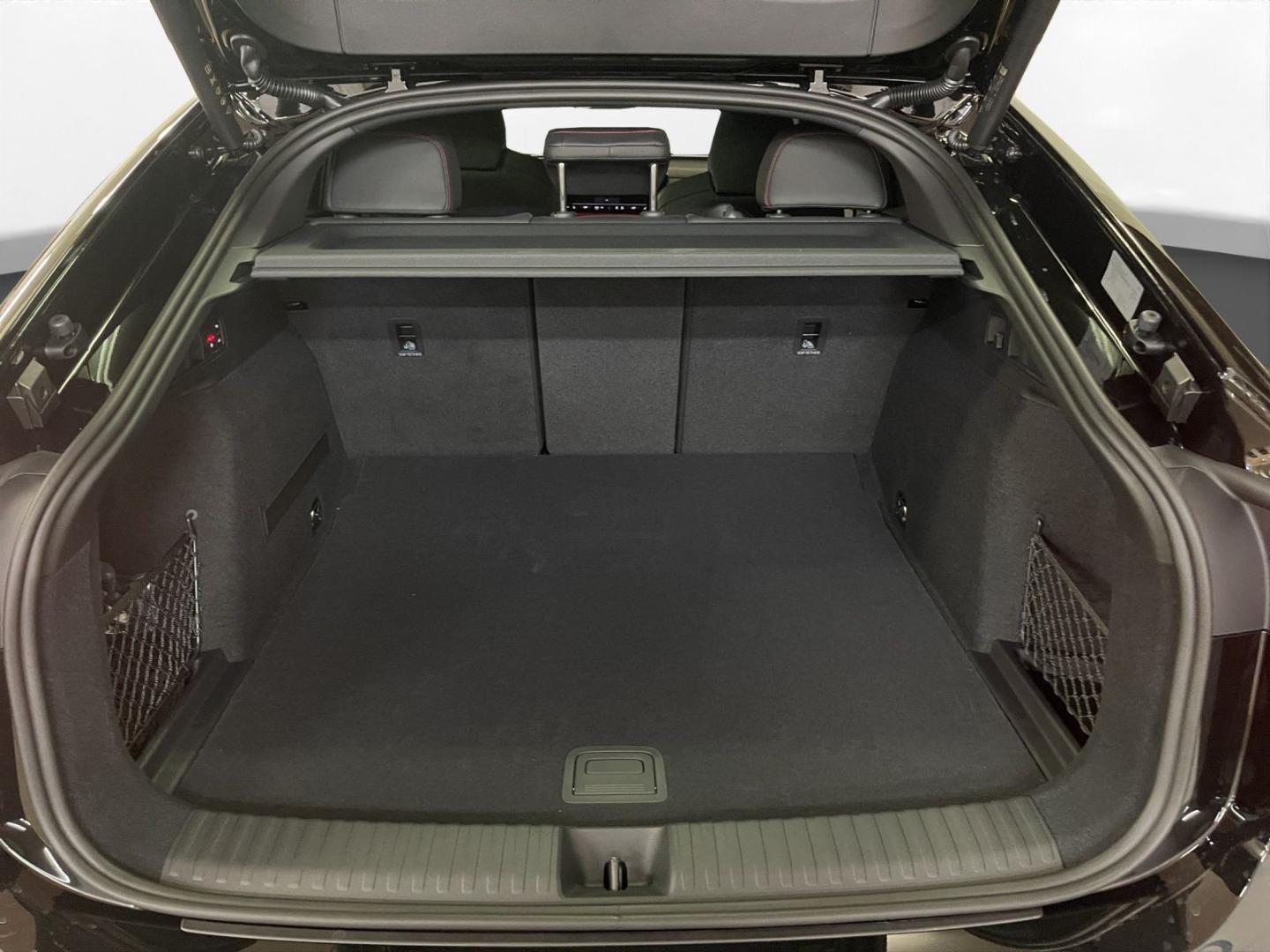 Image about Audi SQ6 Sportback e-tron e-tron