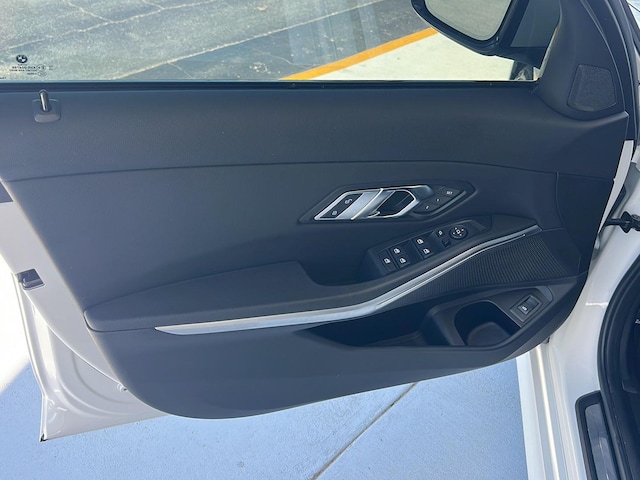 2023 BMW 3 Series 16