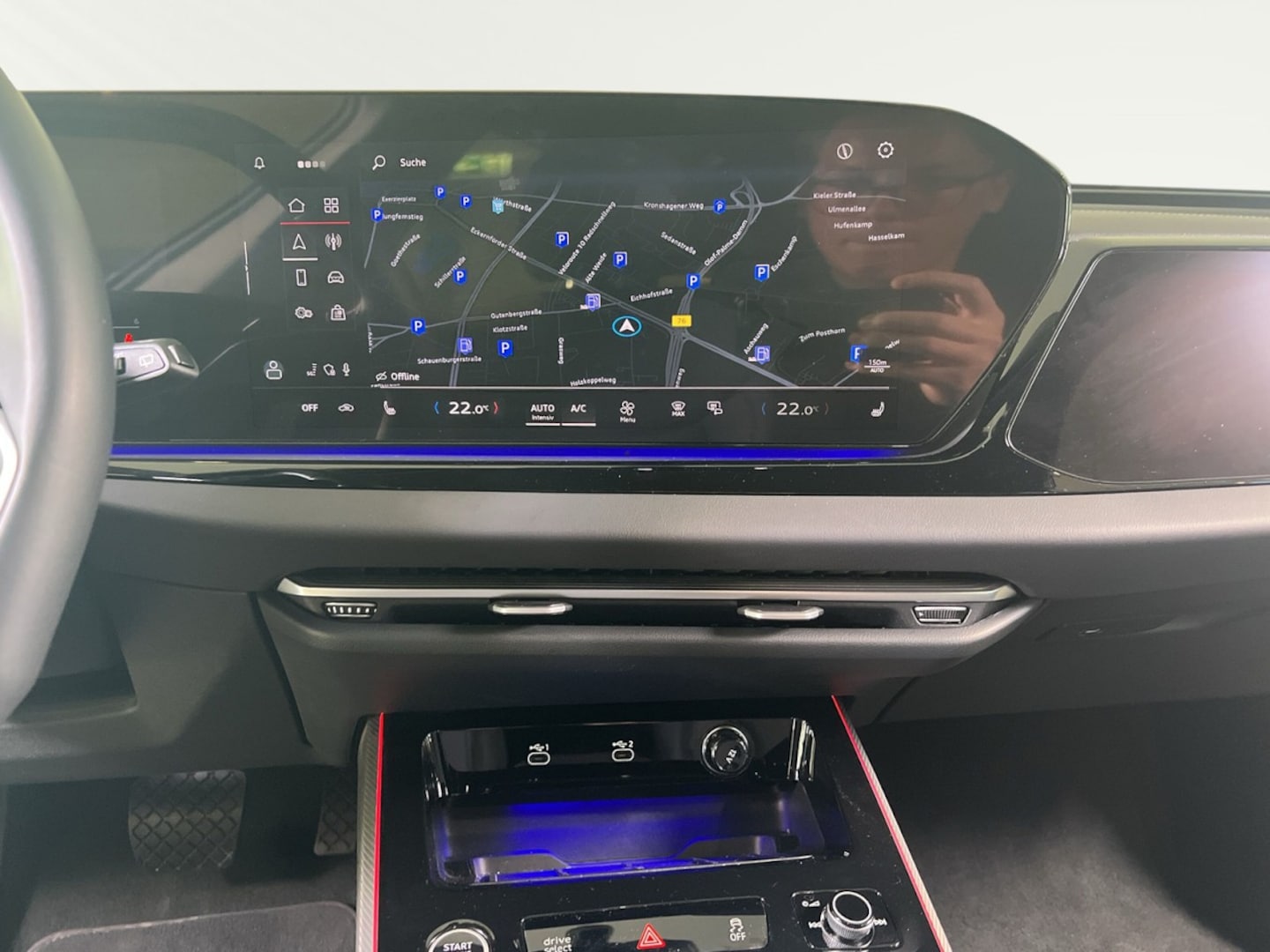 Bild über Audi A6 Avant TDI 150 kW S tronic - für weitere Informationen kontaktieren Sie den Audi Partner