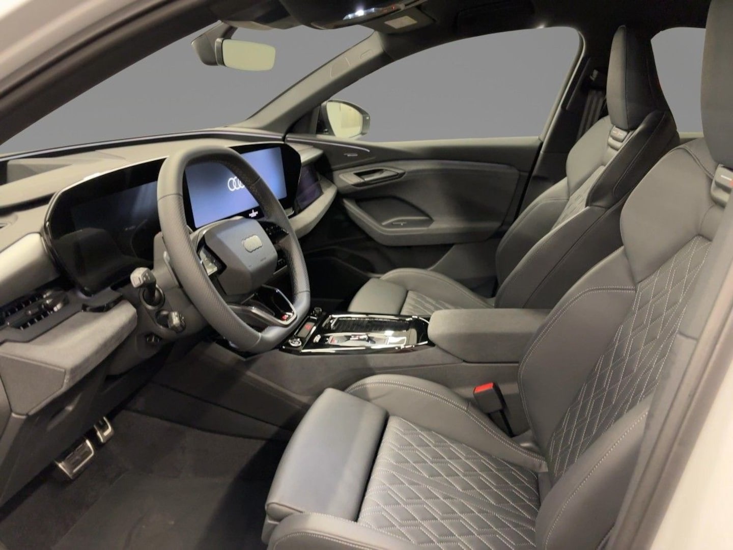 Bild über Audi Q6 Sportback e-tron S line business e-tron quattro 315 kW - für weitere Informationen kontaktieren Sie den Audi Partner