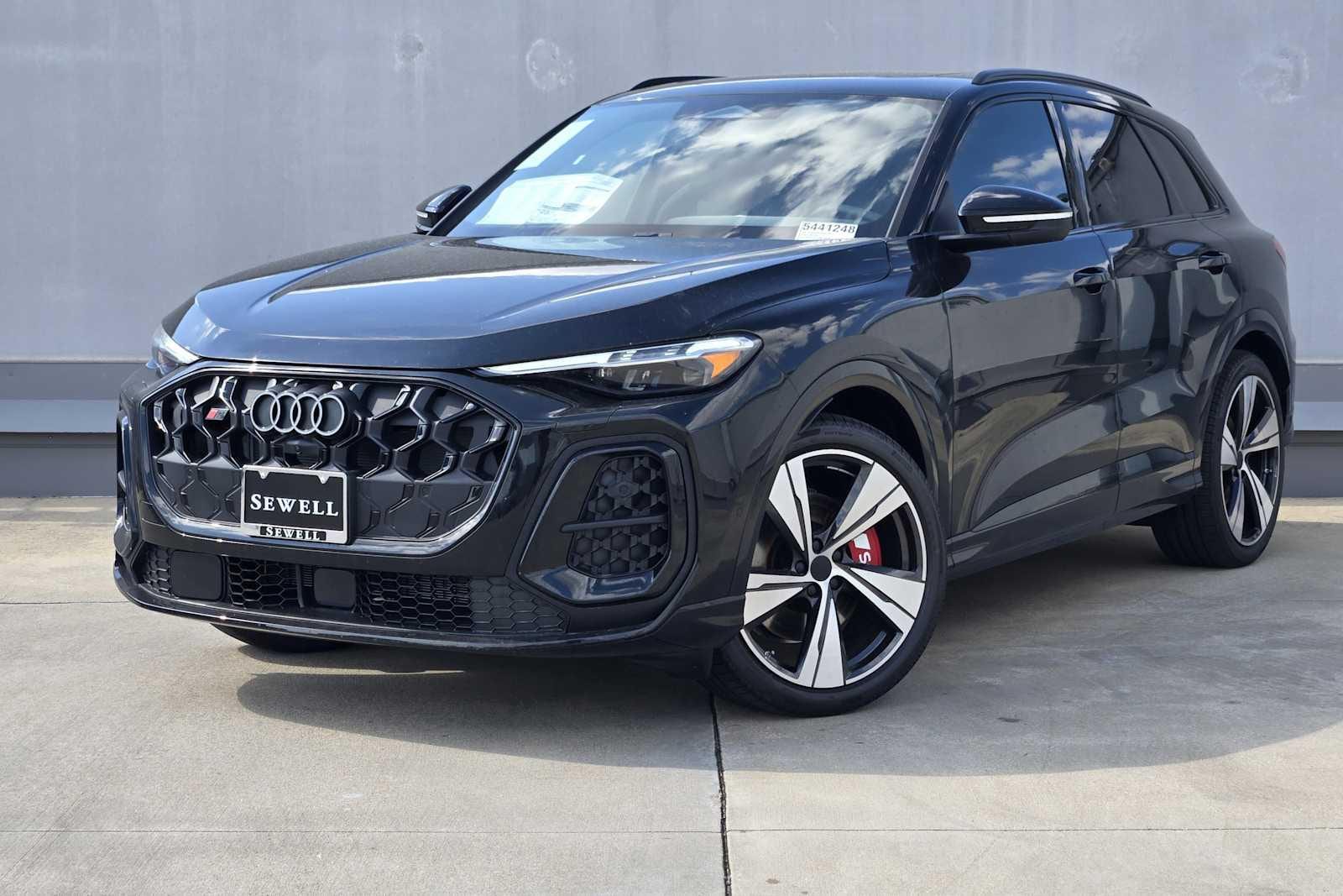 2026 Audi SQ5 Premium Plus quattro's photo