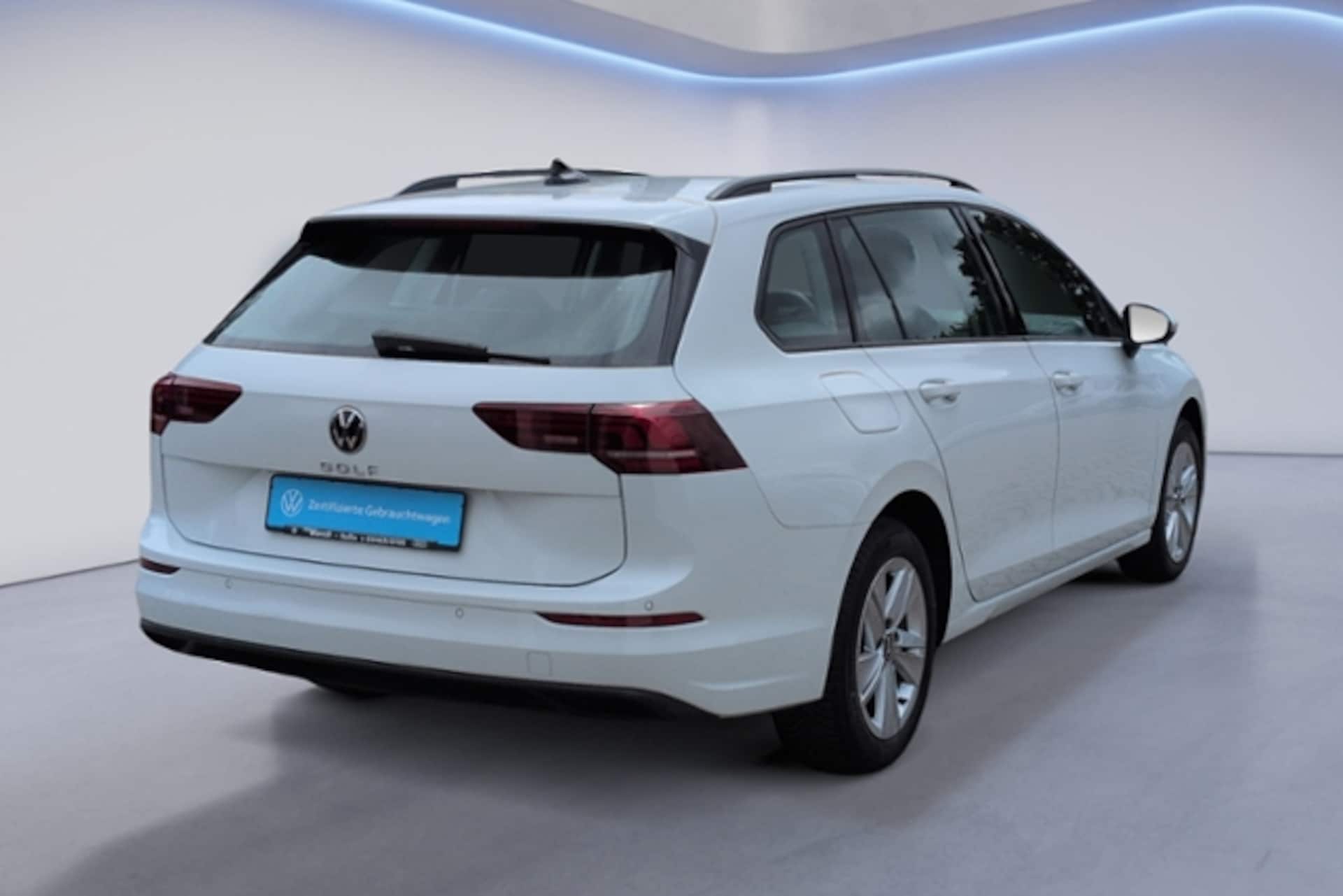 Volkswagen Golf Variant Life