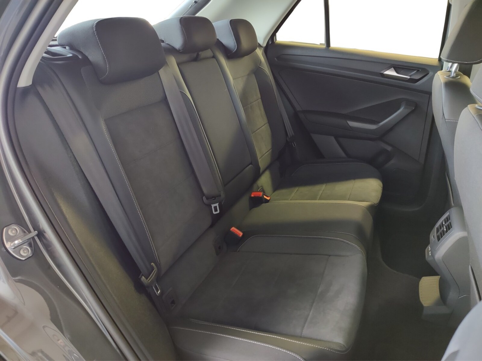 Volkswagen T-Roc – Bild 8