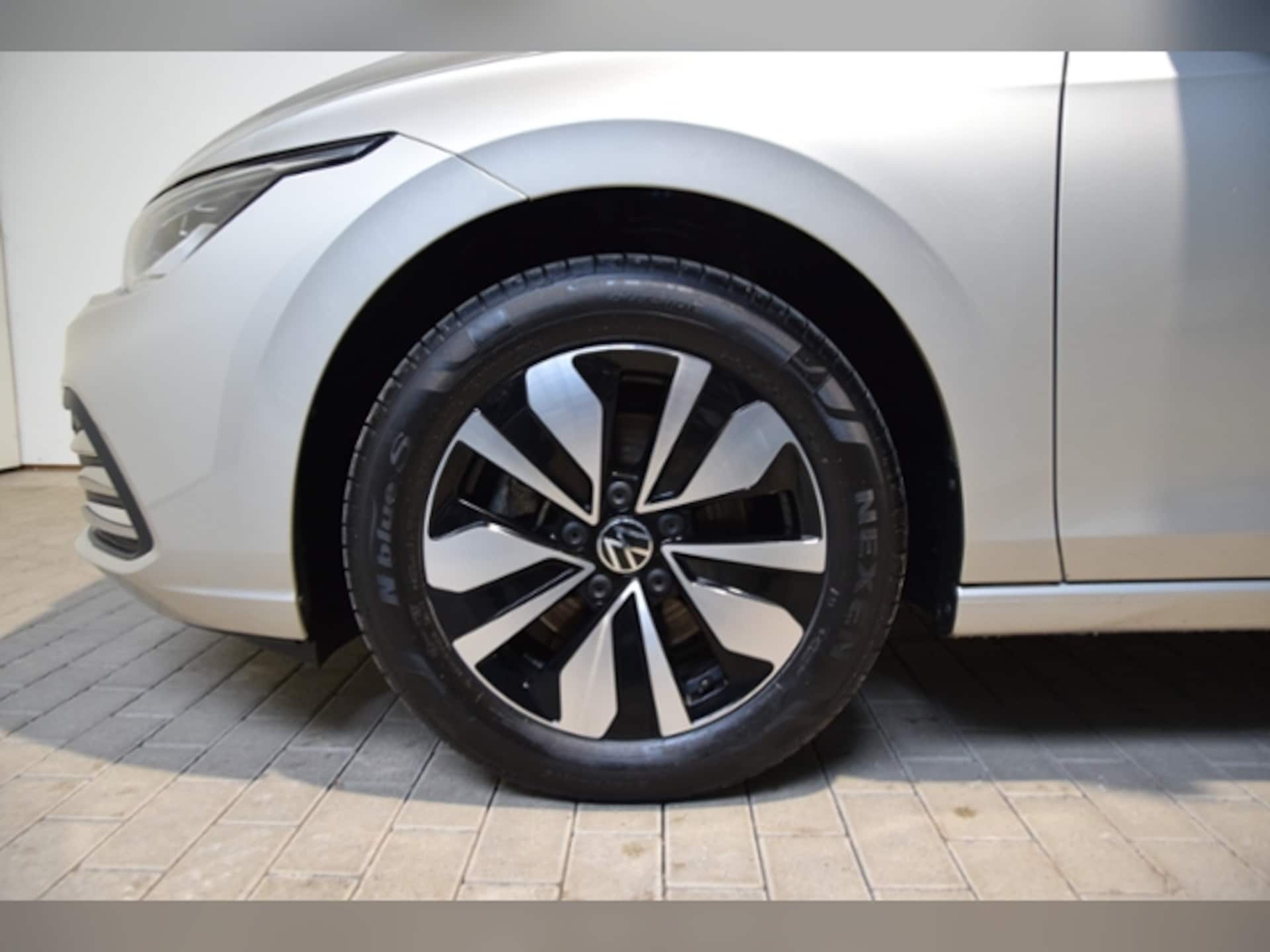 Volkswagen Golf MOVE