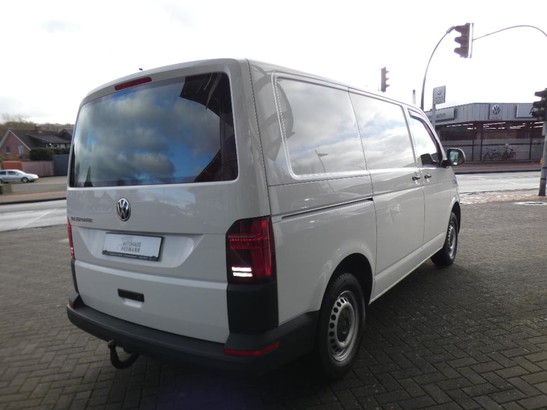 Volkswagen T6.1 Transporter Kasten kurzer Radstand