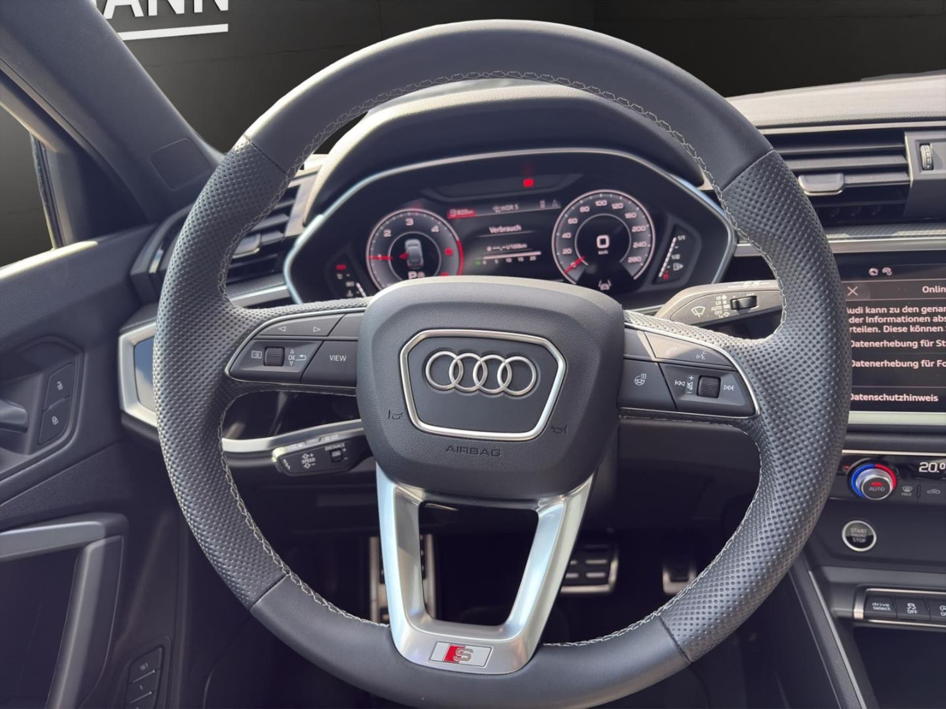 Audi Q3 Sportback S line
