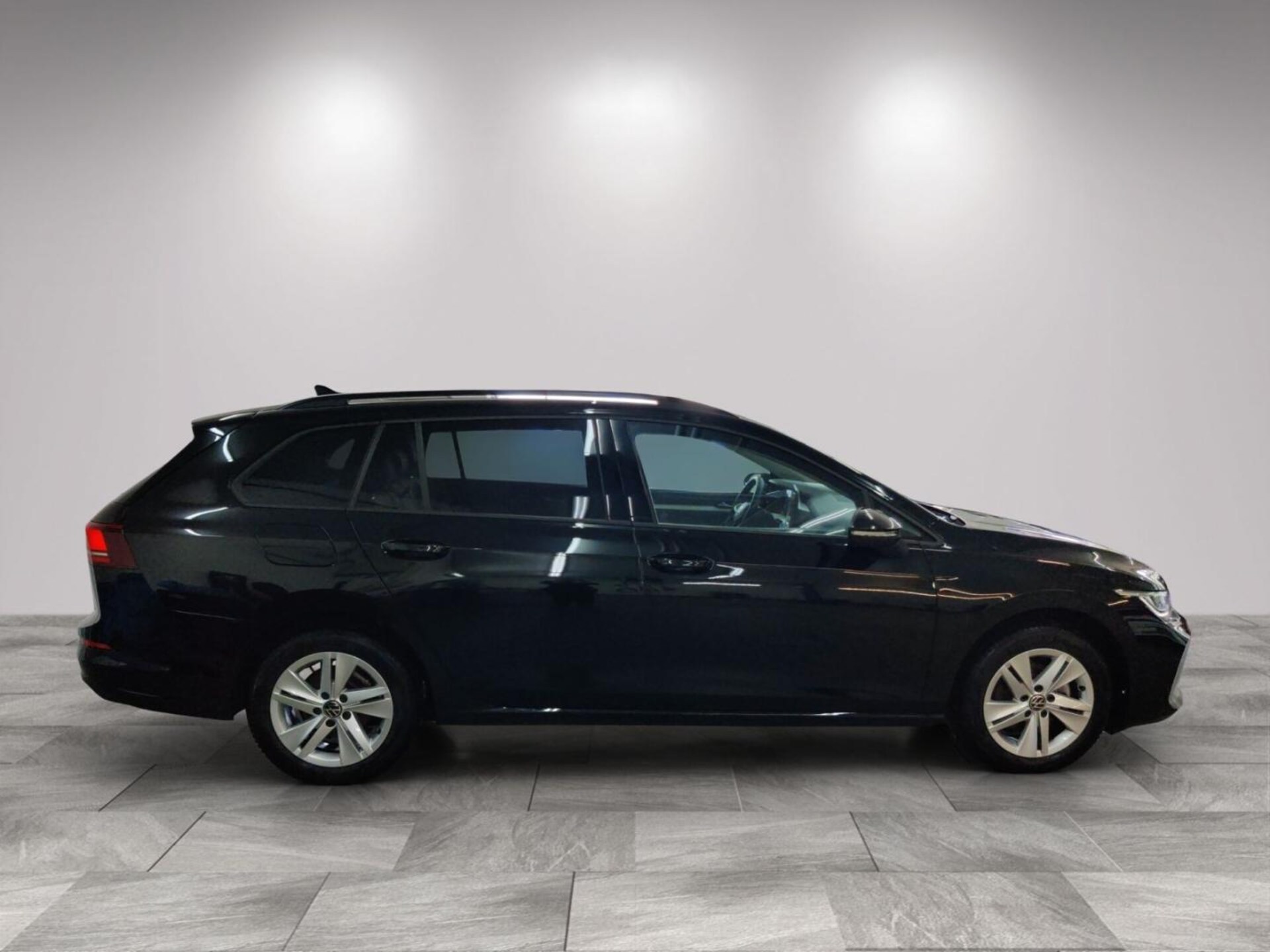 Volkswagen Golf Variant Life