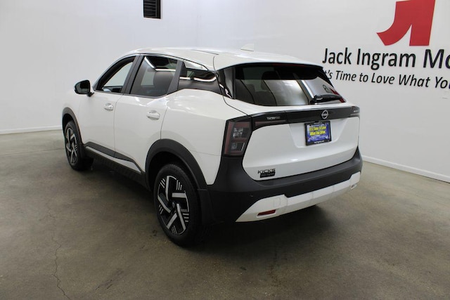 2025 Nissan Kicks