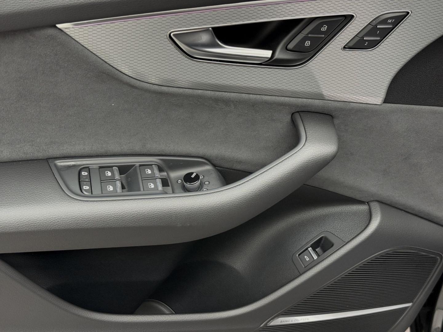 Image about Audi Q8 SUV 50 TDI quattro tiptronic