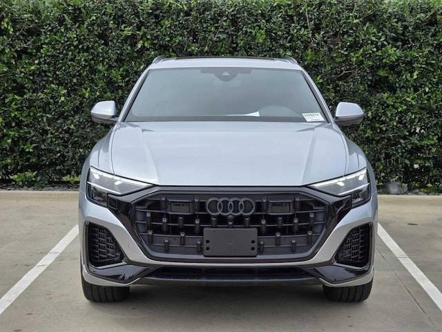 2025 Audi Q8