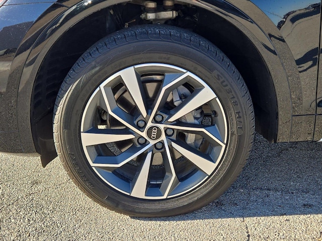 2023 Audi Q5 Premium Plus - Photo 11