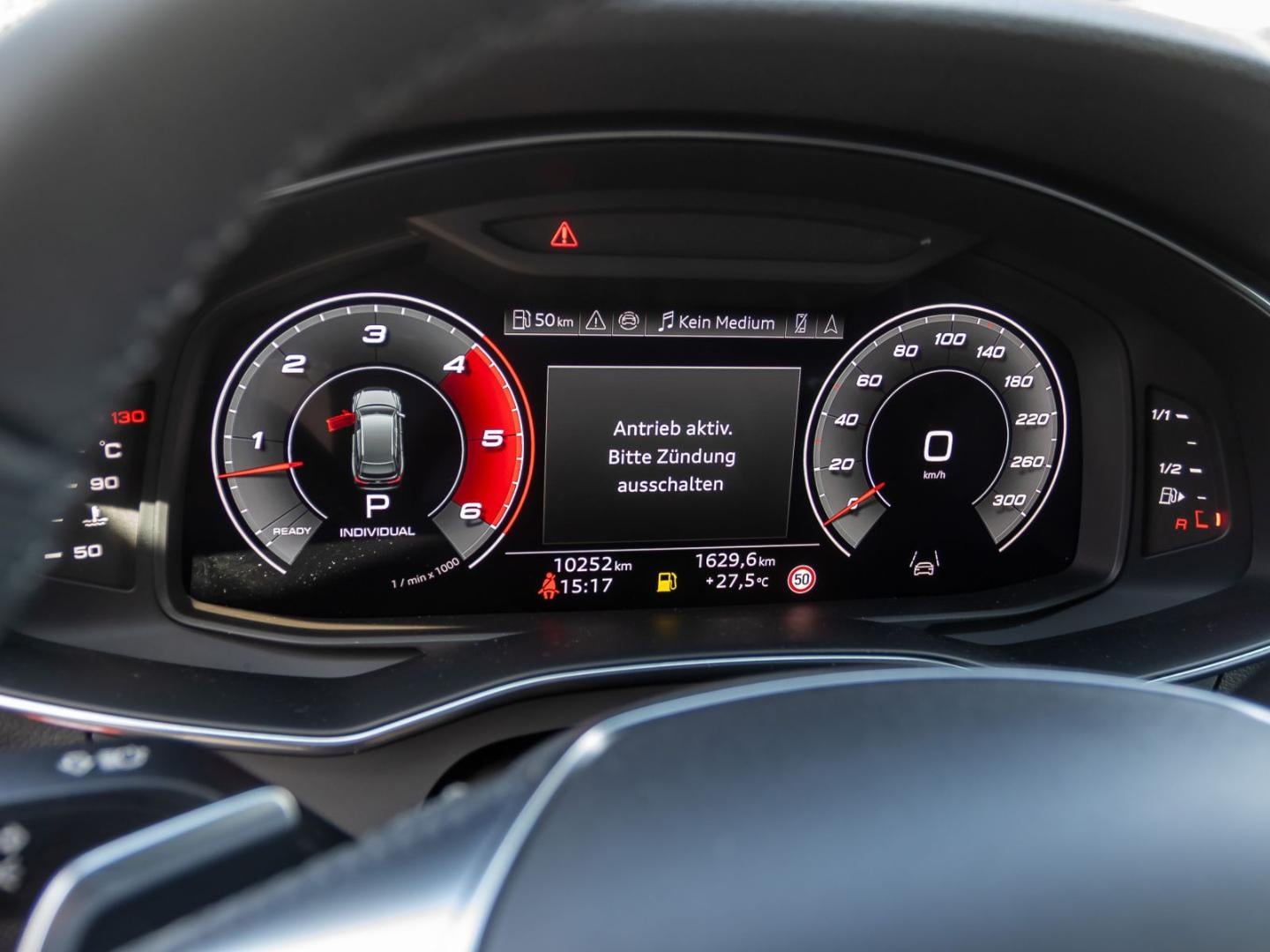Bild über Audi S6 Avant TDI quattro tiptronic - für weitere Informationen kontaktieren Sie den Audi Partner