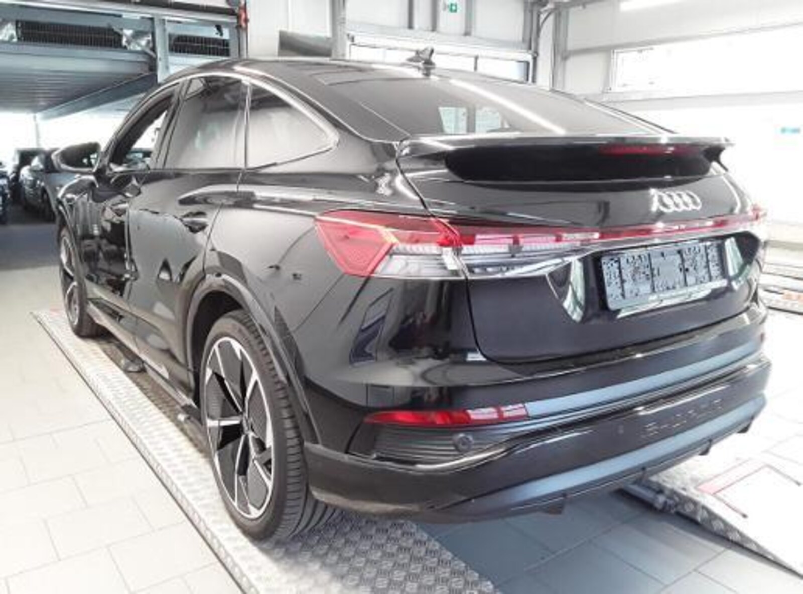 Audi Q4 Sportback e-tron – Bild 4