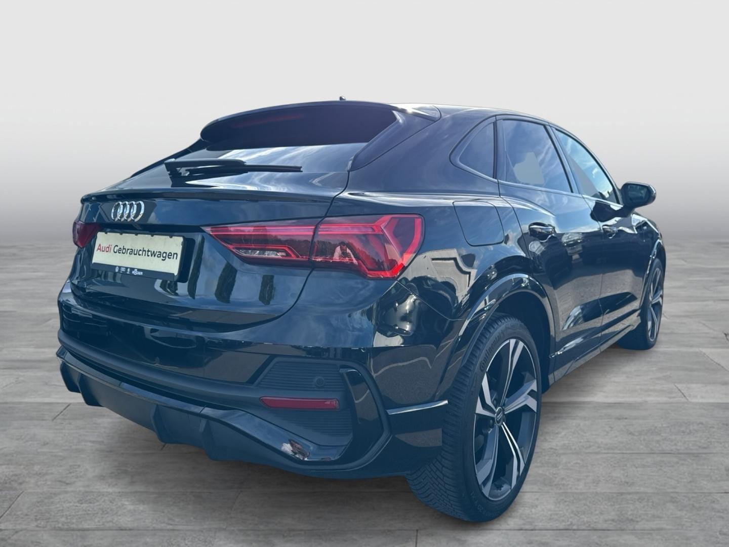 Bild über Audi Q3 Sportback S line 35 TFSI S tronic - für weitere Informationen kontaktieren Sie den Audi Partner