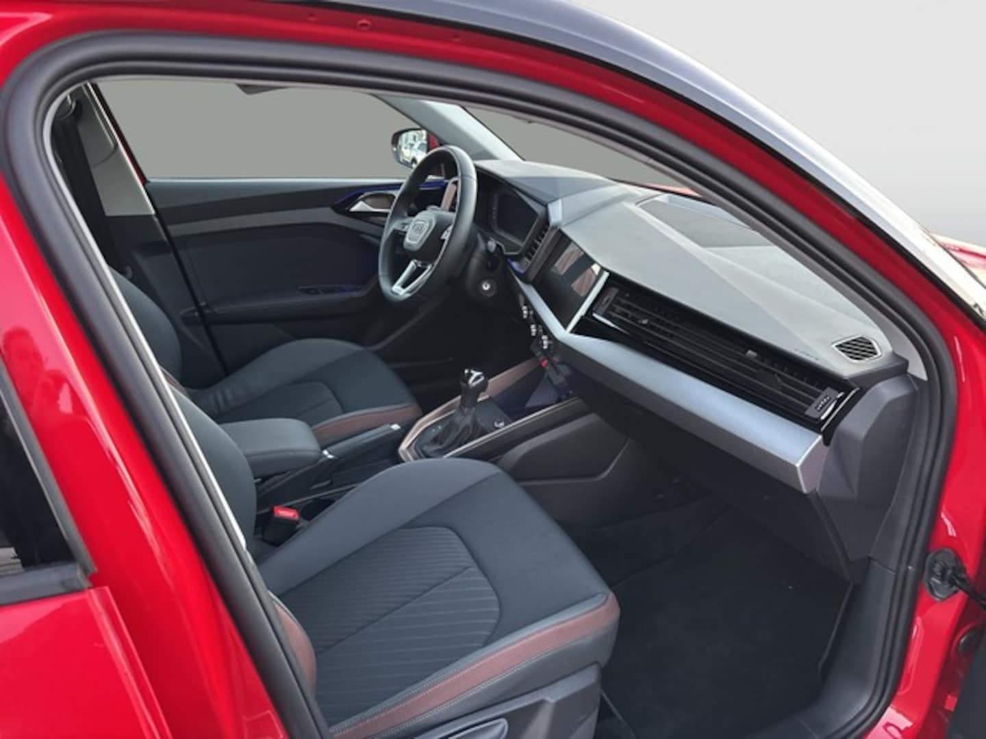 Bild über Audi A1 Sportback S line 25 TFSI S tronic - für weitere Informationen kontaktieren Sie den Audi Partner