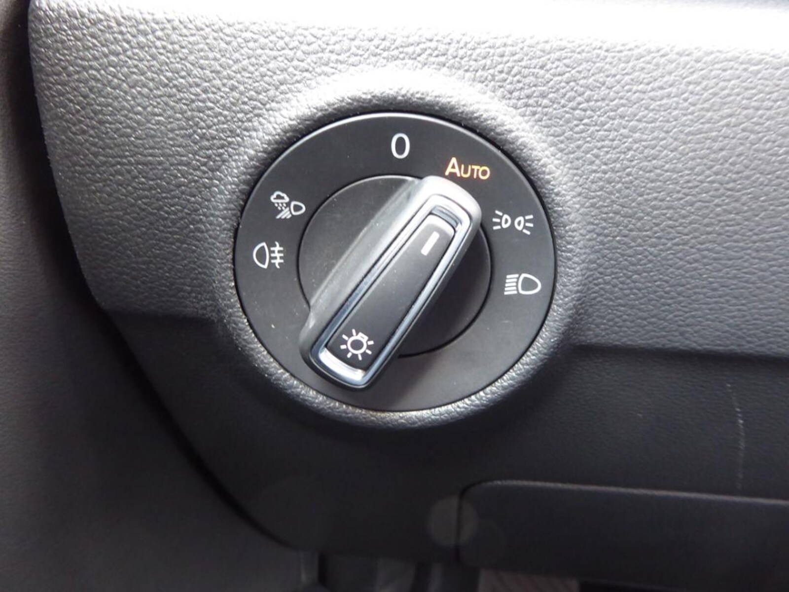 Volkswagen T-Roc – Bild 13