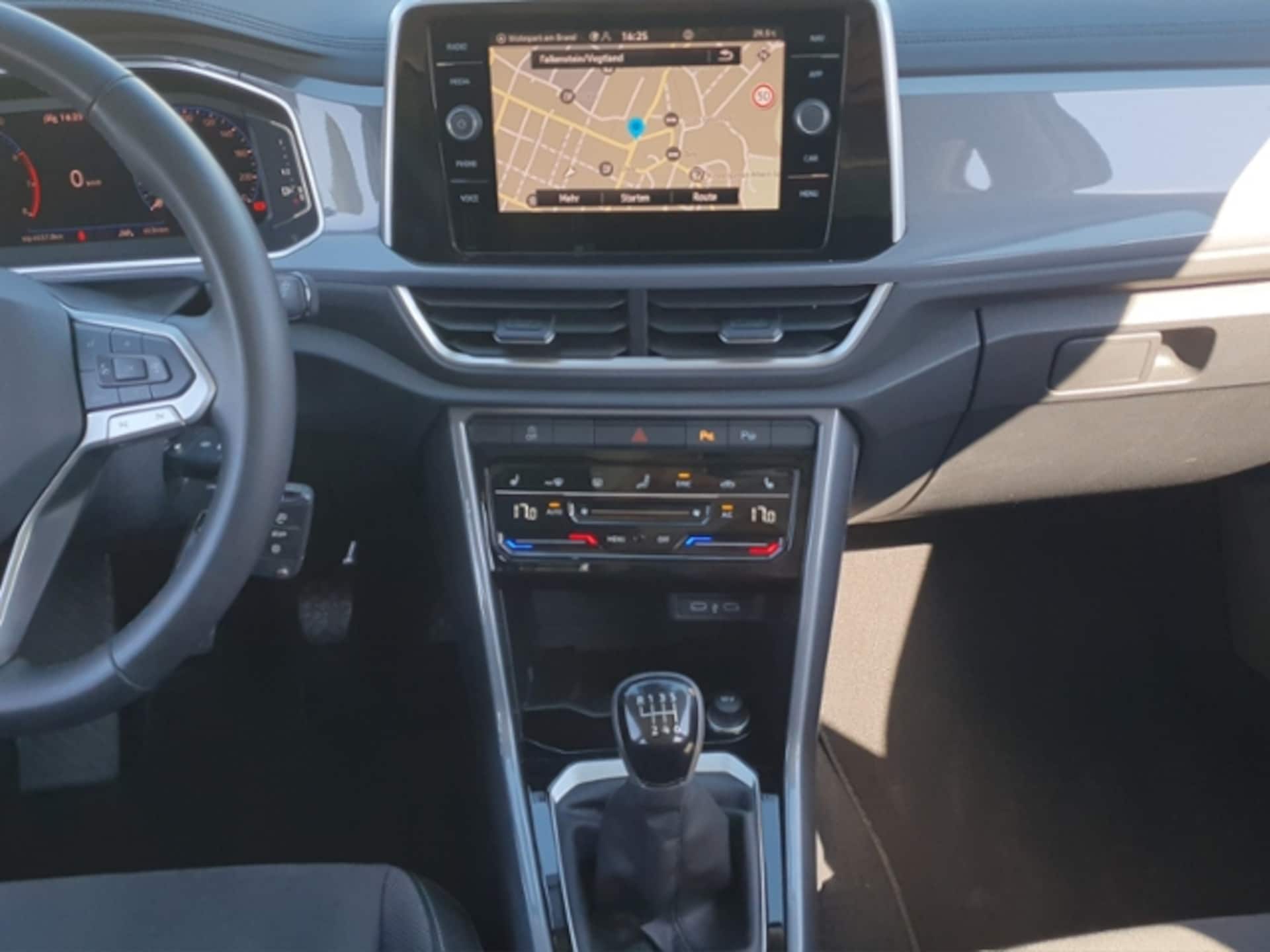 Volkswagen T-Roc Style