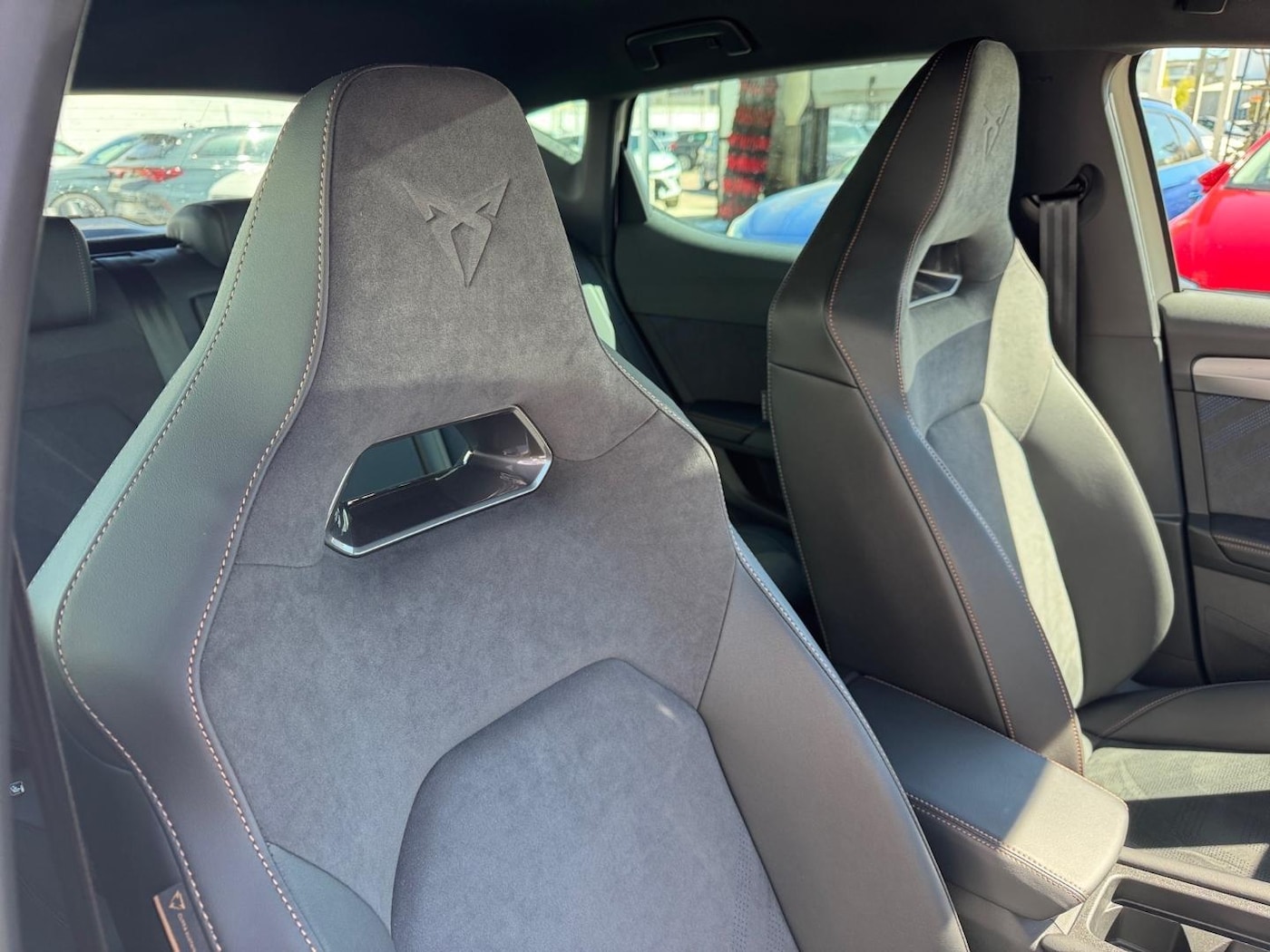 CUPRA Leon León 1.5 eTSI DSG 110 kW (150 CV) — photo 10