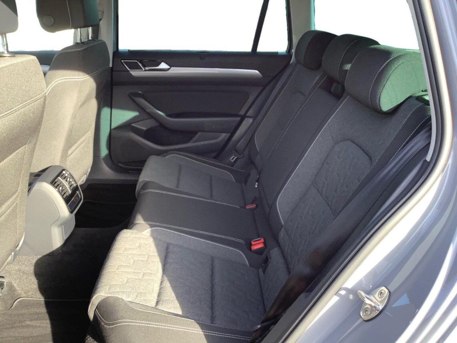 Volkswagen Passat Variant – Bild 9