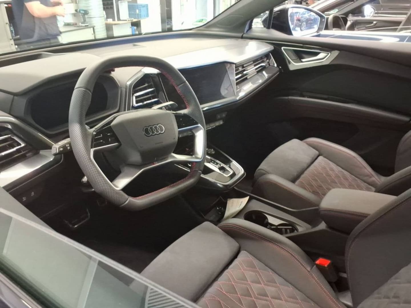 Bild über Audi Q4 e-tron 55 e-tron quattro - für weitere Informationen kontaktieren Sie den Audi Partner
