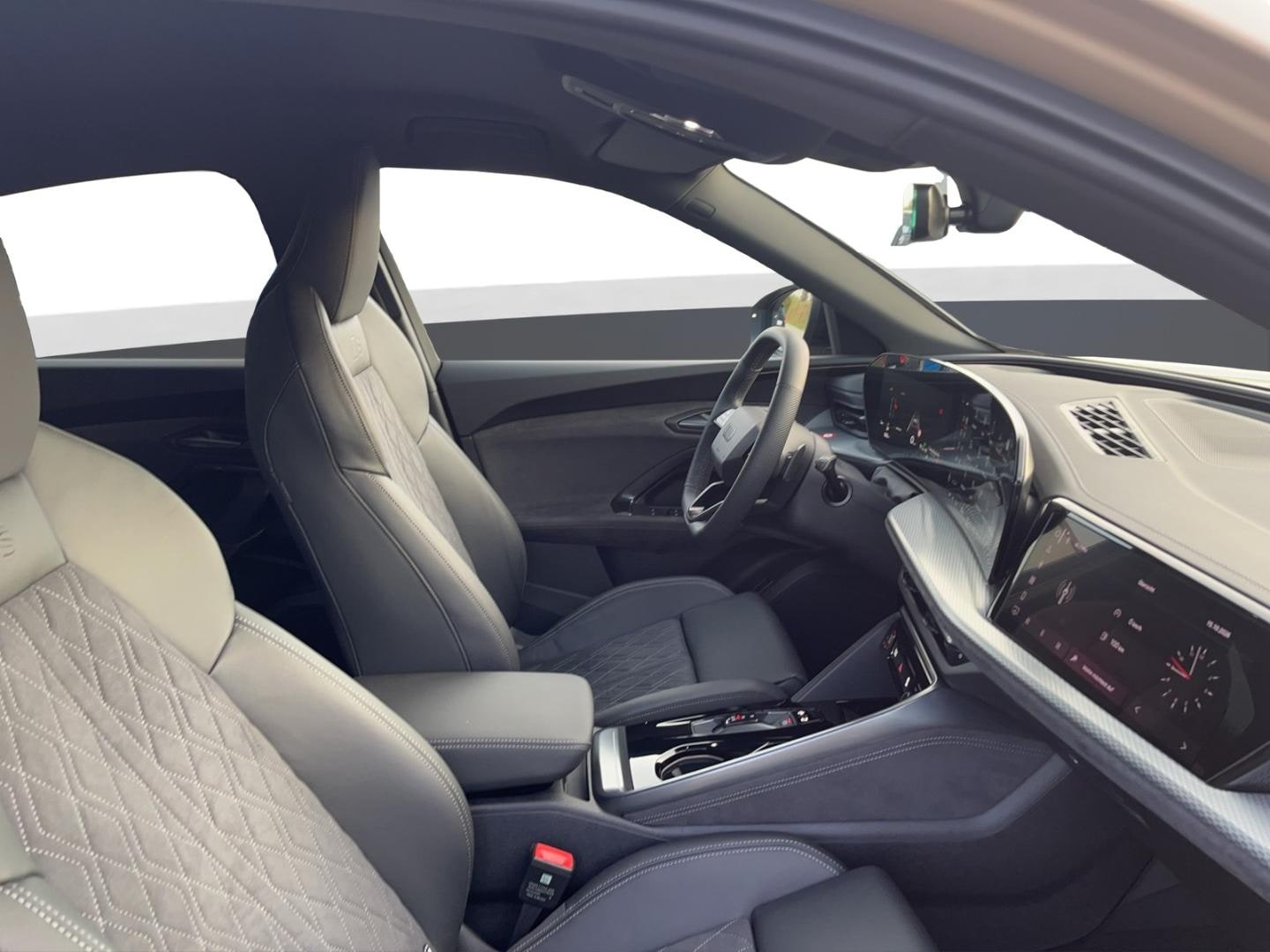Bild über Audi Q5 Sportback TFSI 150 kW S tronic - für weitere Informationen kontaktieren Sie den Audi Partner