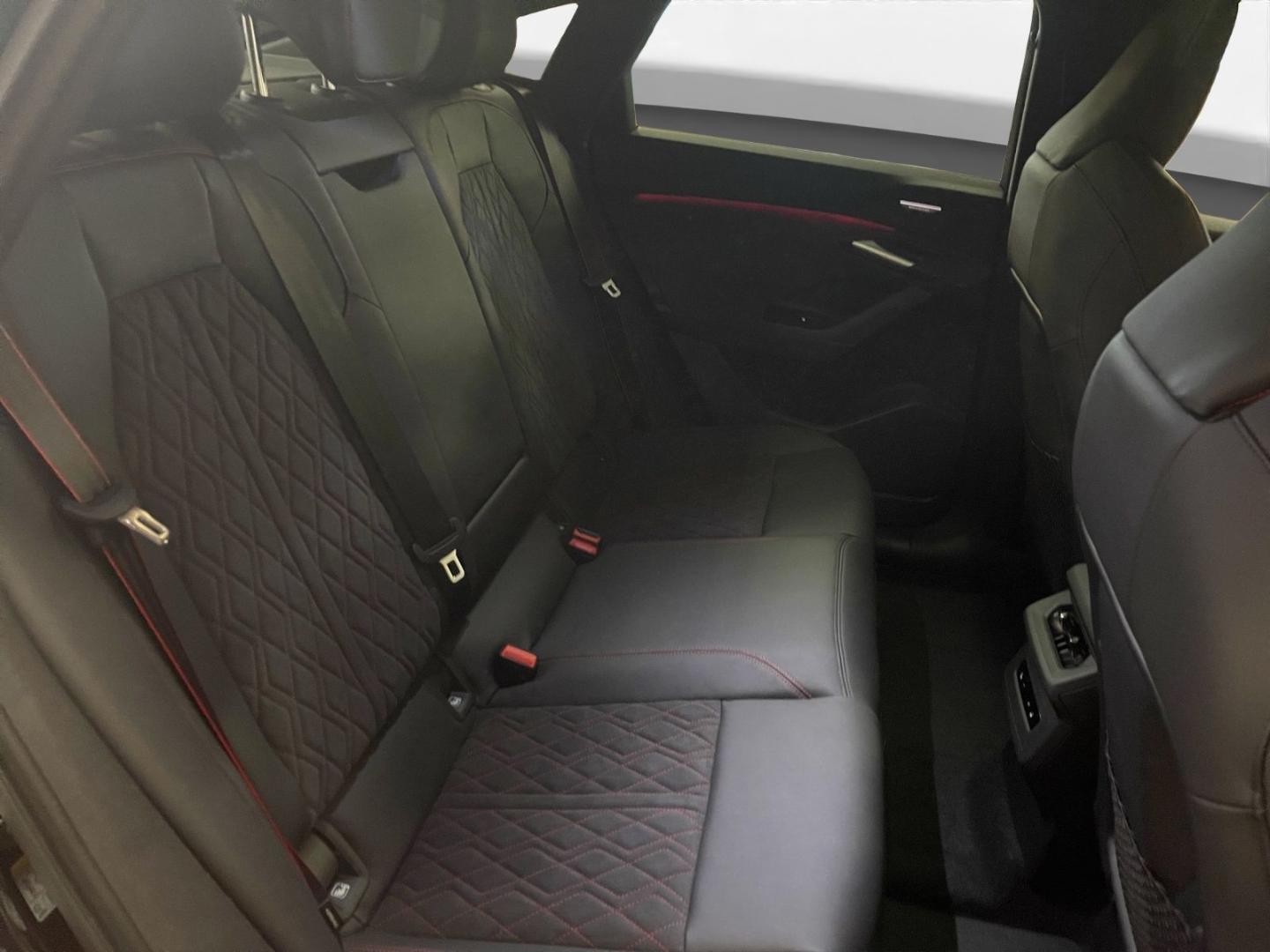 Image about Audi SQ6 Sportback e-tron e-tron
