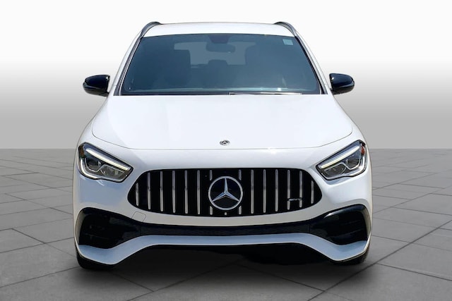 2022 Mercedes-Benz