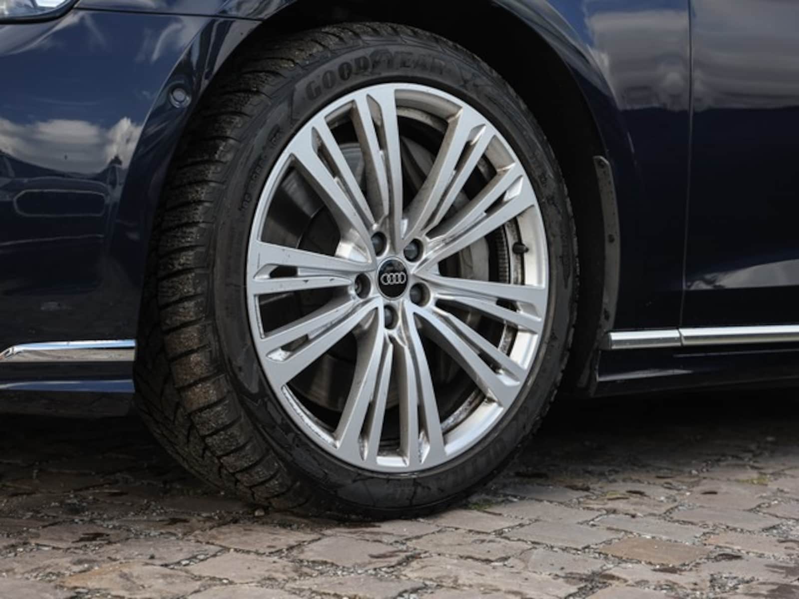 Audi A8 – Bild 8