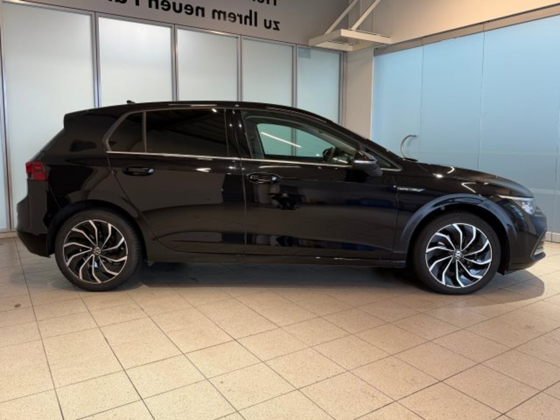 Volkswagen Golf Style