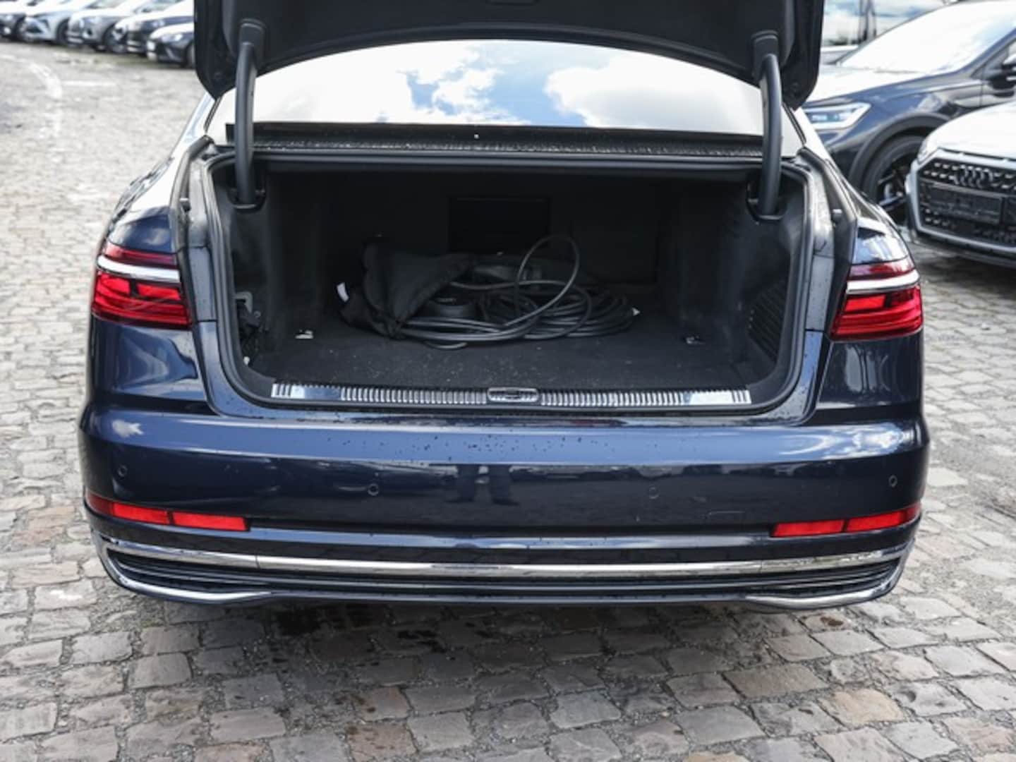 Bild über Audi A8 TFSI e 60 TFSI e quattro tiptronic - für weitere Informationen kontaktieren Sie den Audi Partner