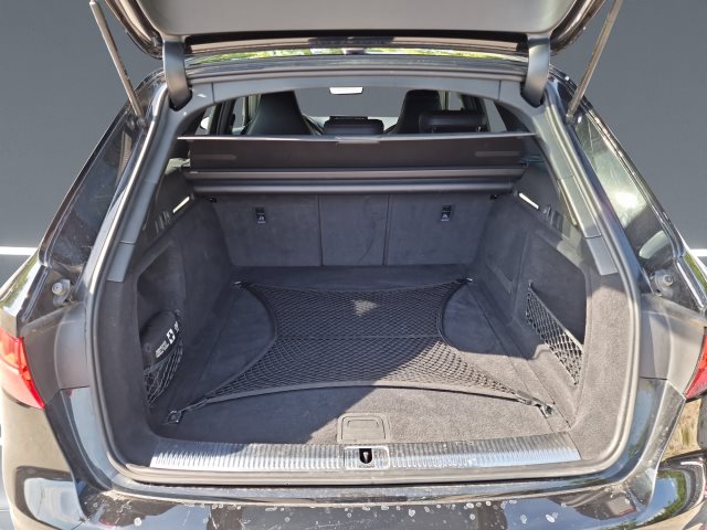 Image about Audi RS 4 Avant RS 4 Avant 331(450) kW(PS) tiptronic