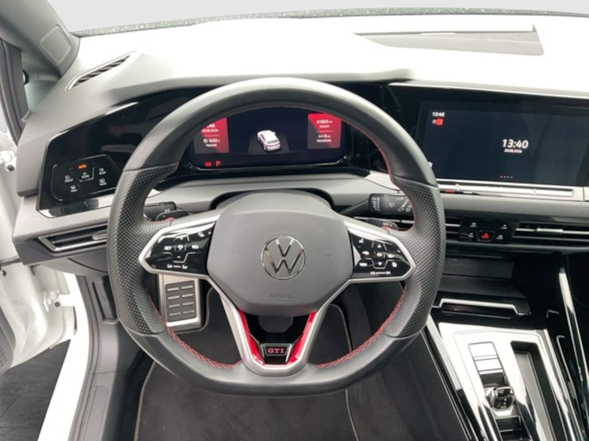 Volkswagen Golf GTI