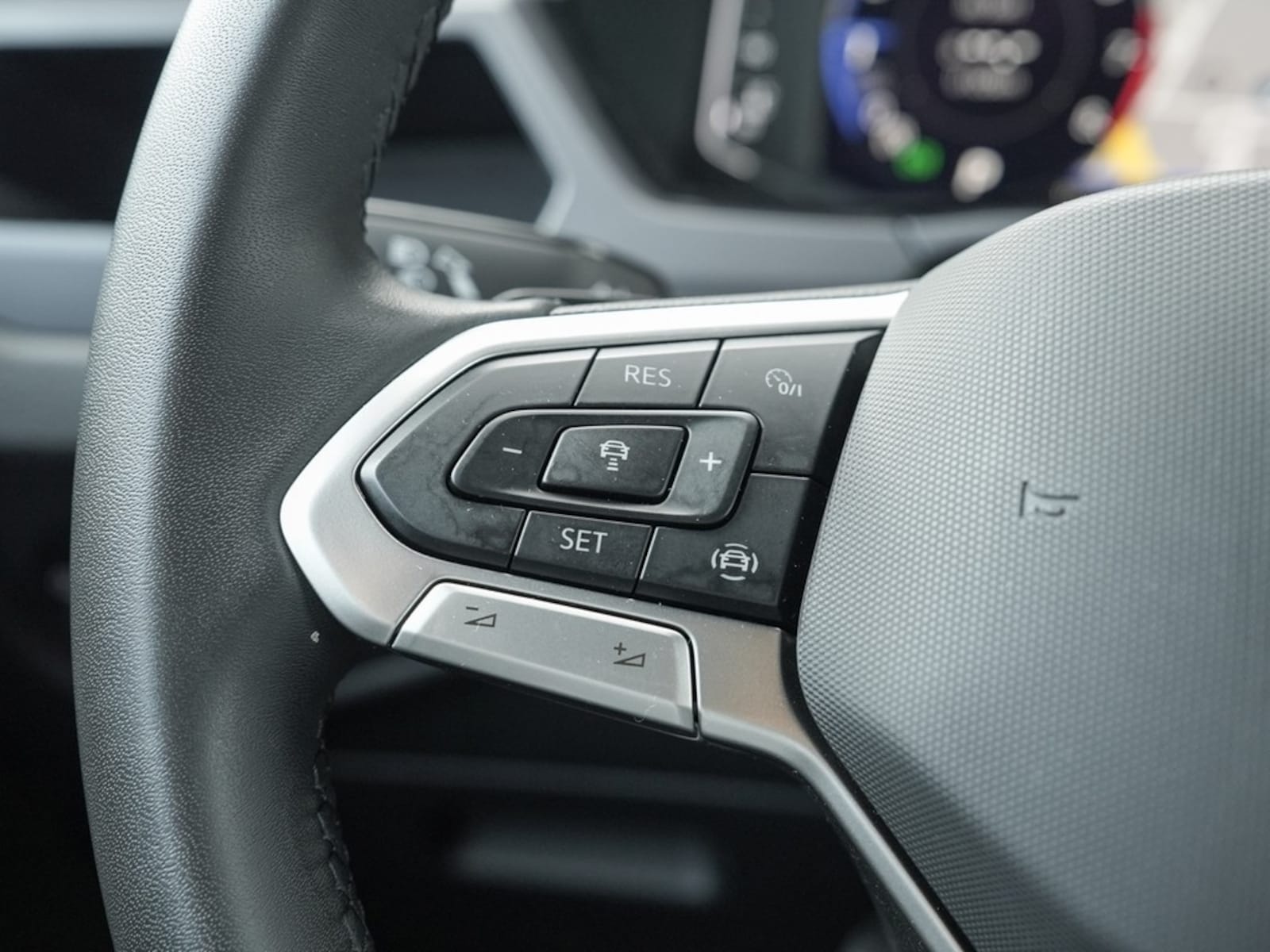 Volkswagen Touran – Bild 16