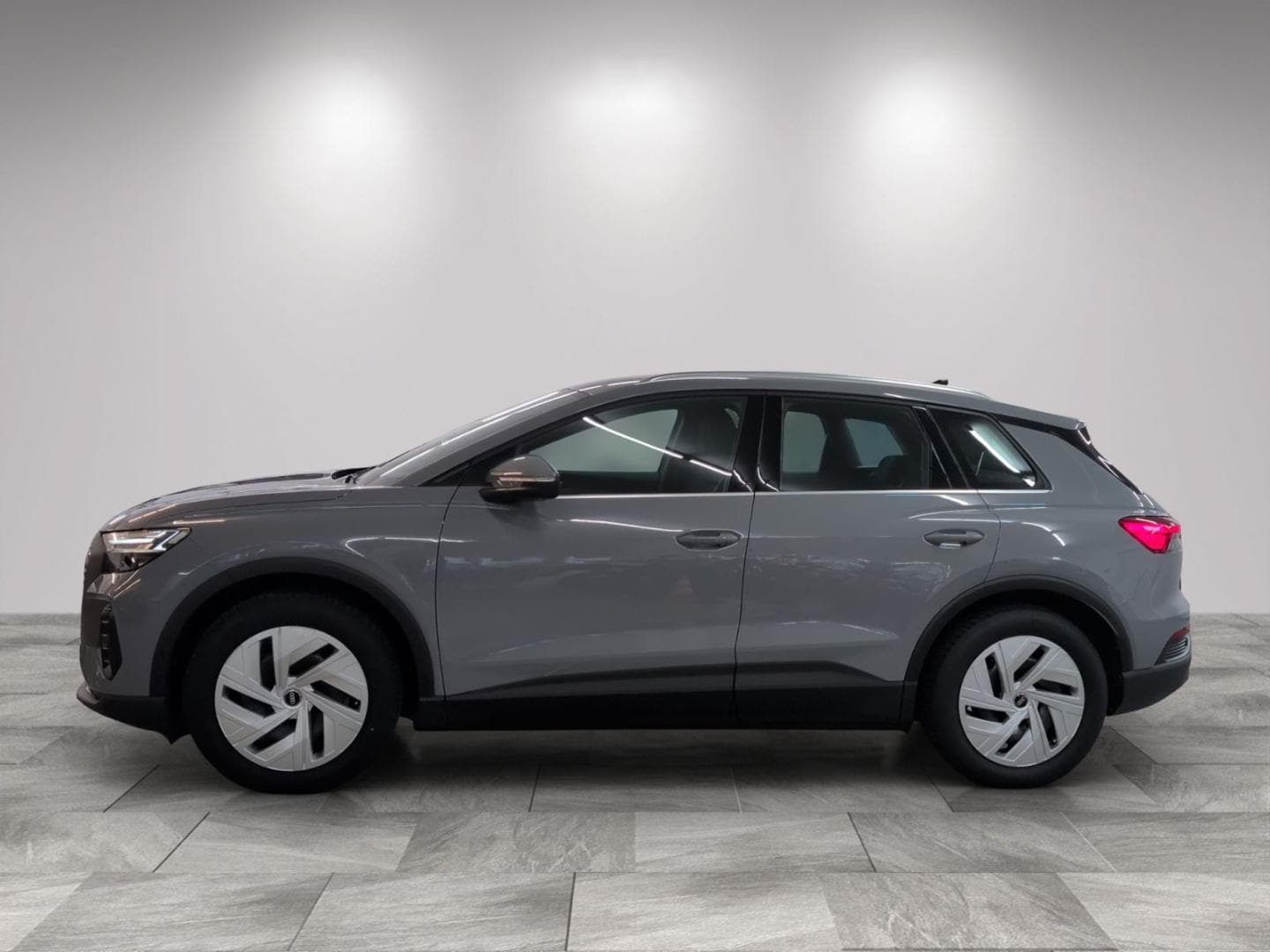 Bild über Audi Q4 e-tron 40 e-tron - für weitere Informationen kontaktieren Sie den Audi Partner