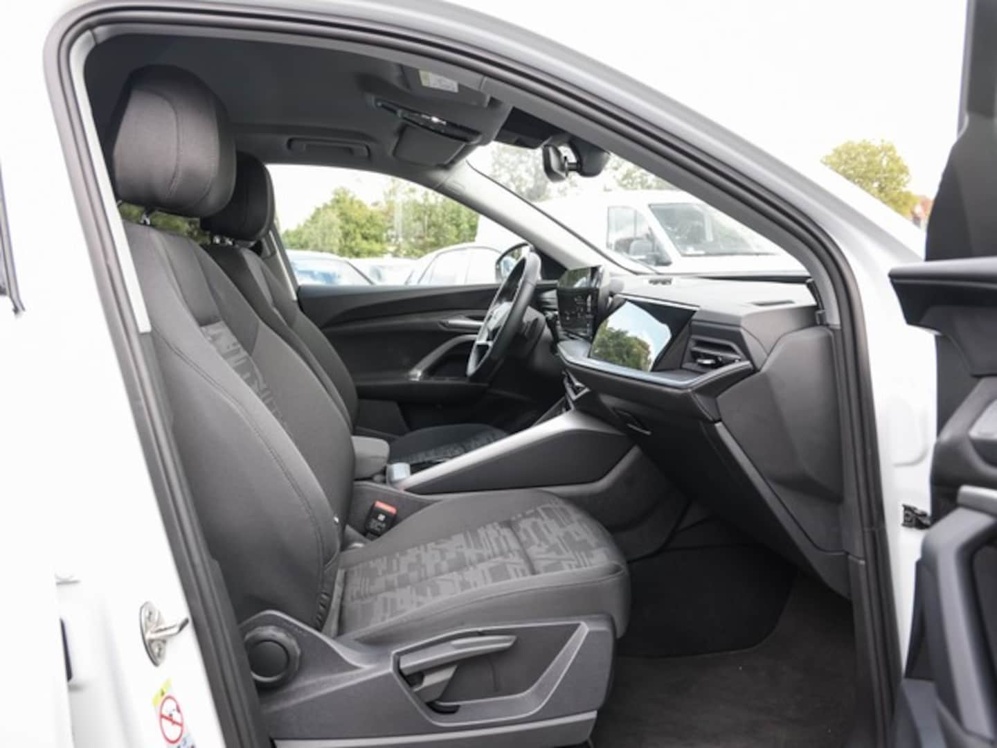 Bild über Audi Q5 SUV TFSI 150 kW S tronic - für weitere Informationen kontaktieren Sie den Audi Partner