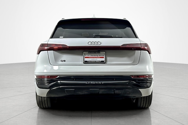 2024 Audi Q8 e-tron