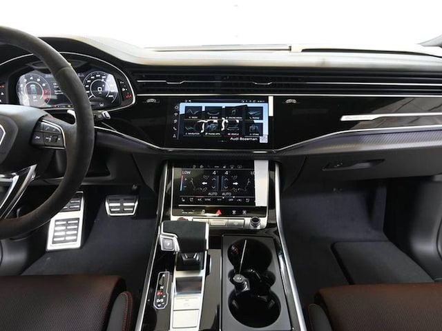 2026 Audi RS Q8 SUV performance