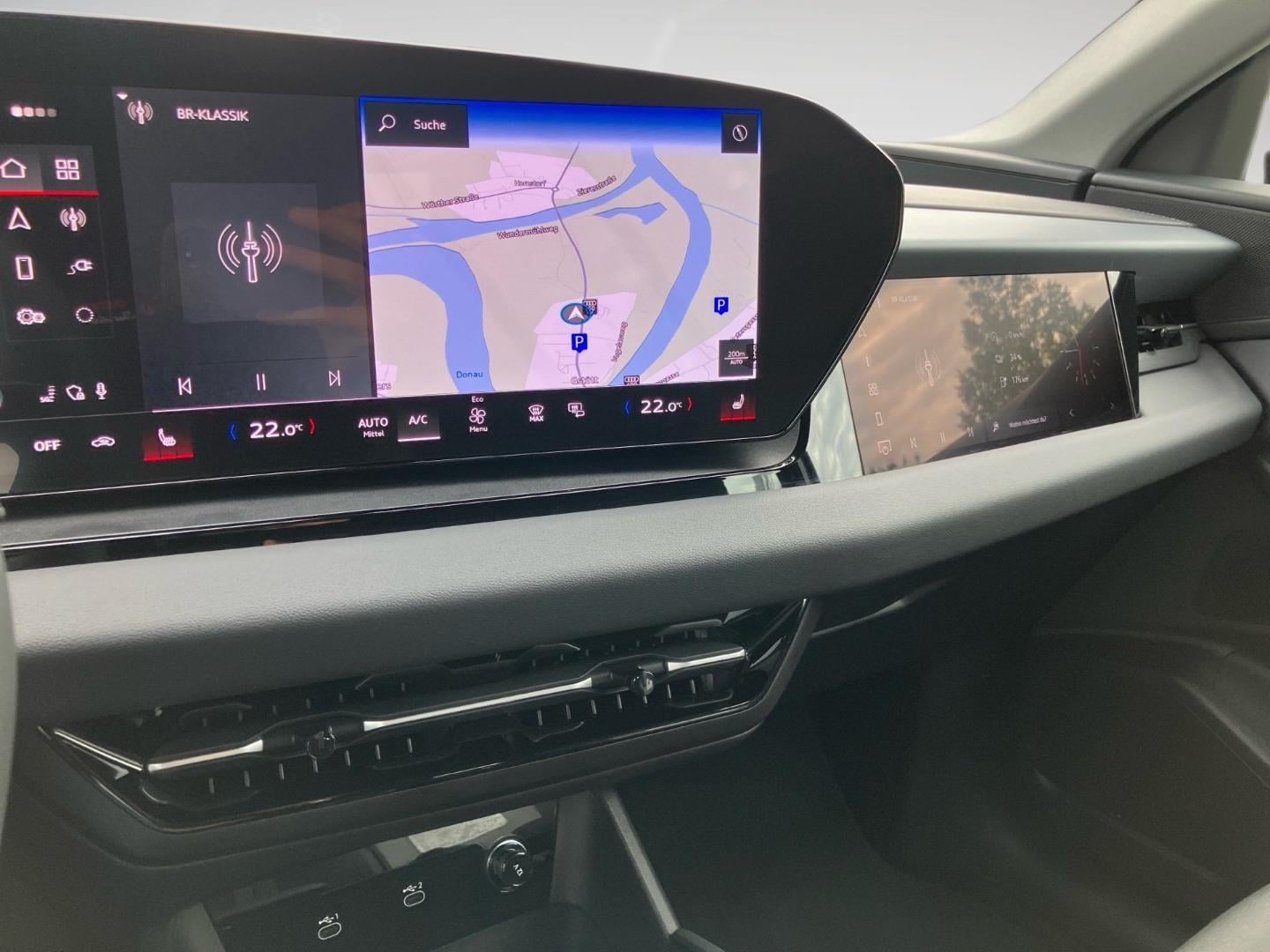 Bild über Audi Q6 SUV e-tron e-tron performance - für weitere Informationen kontaktieren Sie den Audi Partner