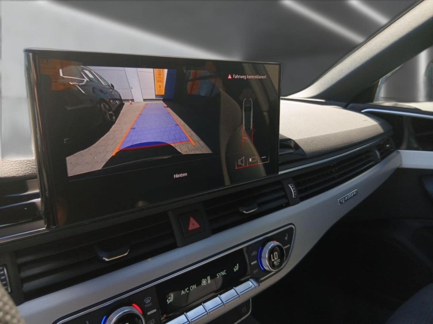 Bild über - für weitere Informationen kontaktieren Sie den Audi Partner