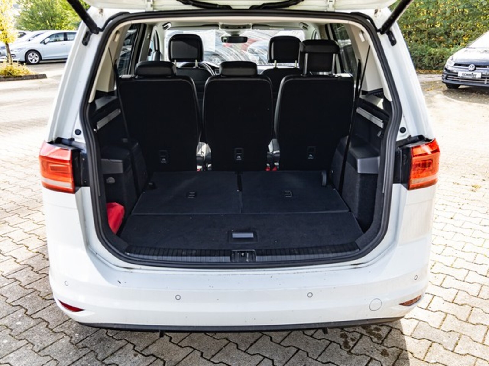 Volkswagen Touran – Bild 8