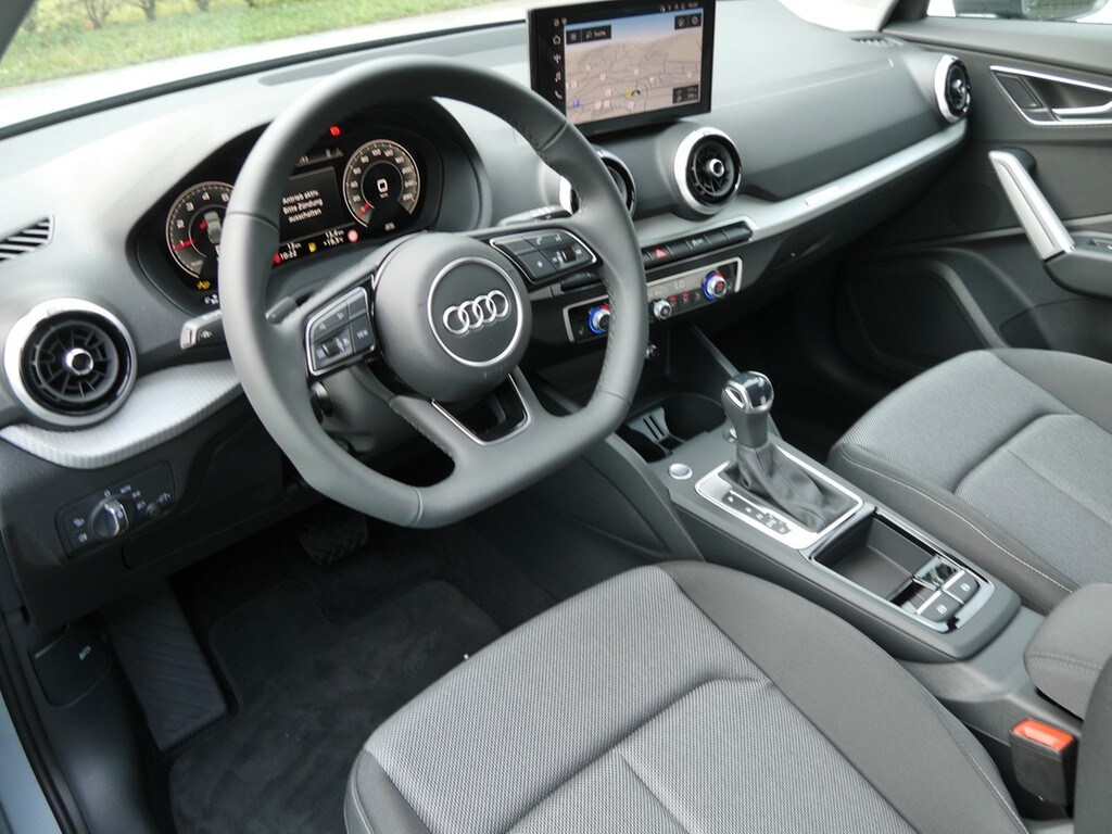 Image about Audi Q2 S line 35 TFSI S tronic