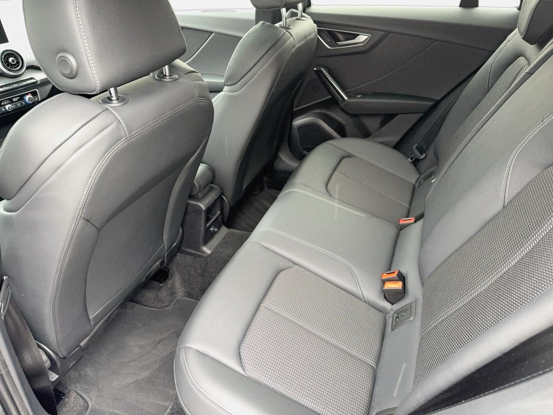 Audi Q2 S line