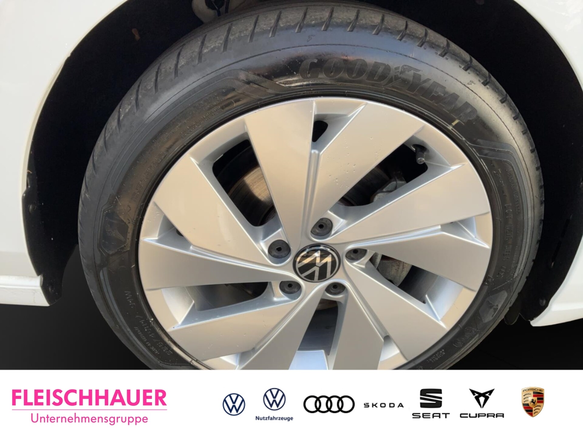 Volkswagen Golf Style